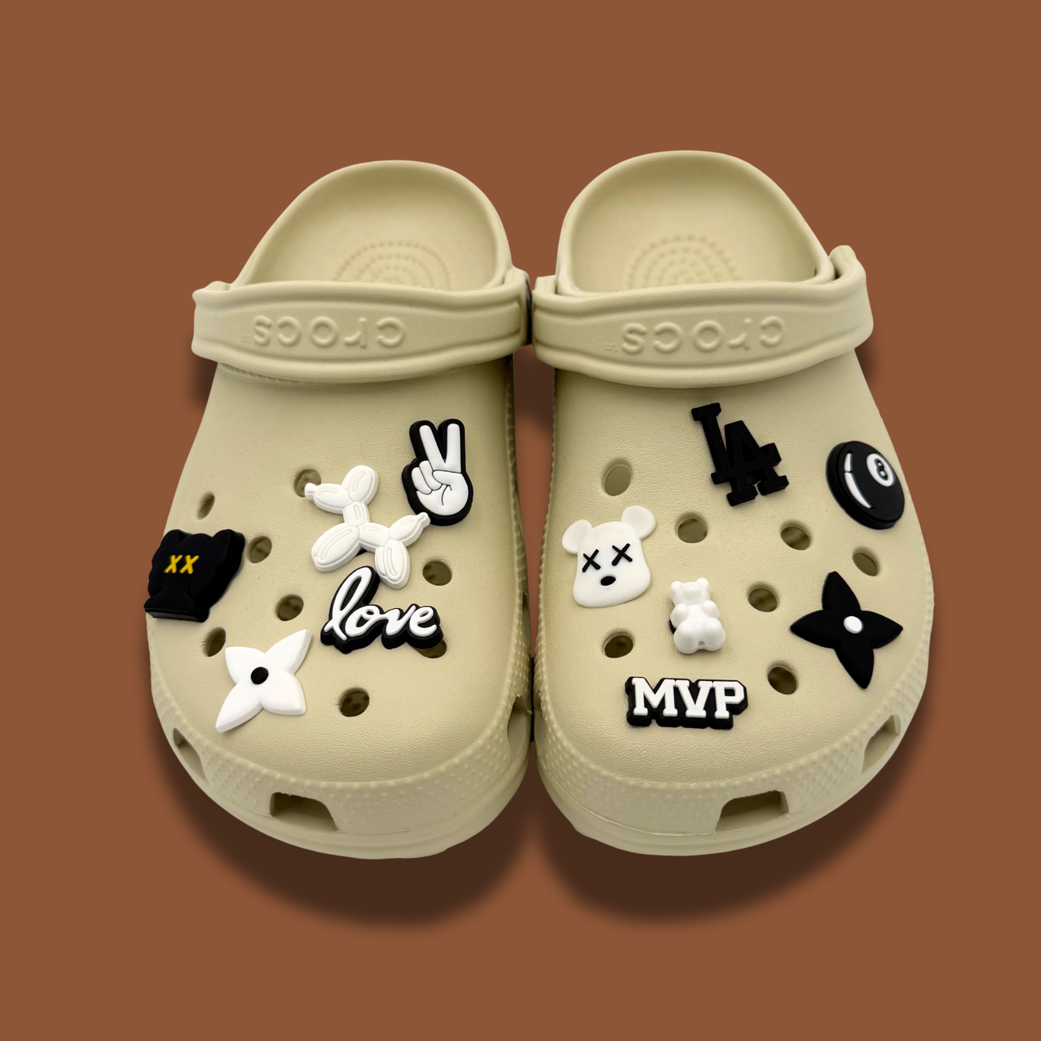 Clogs Black & White
