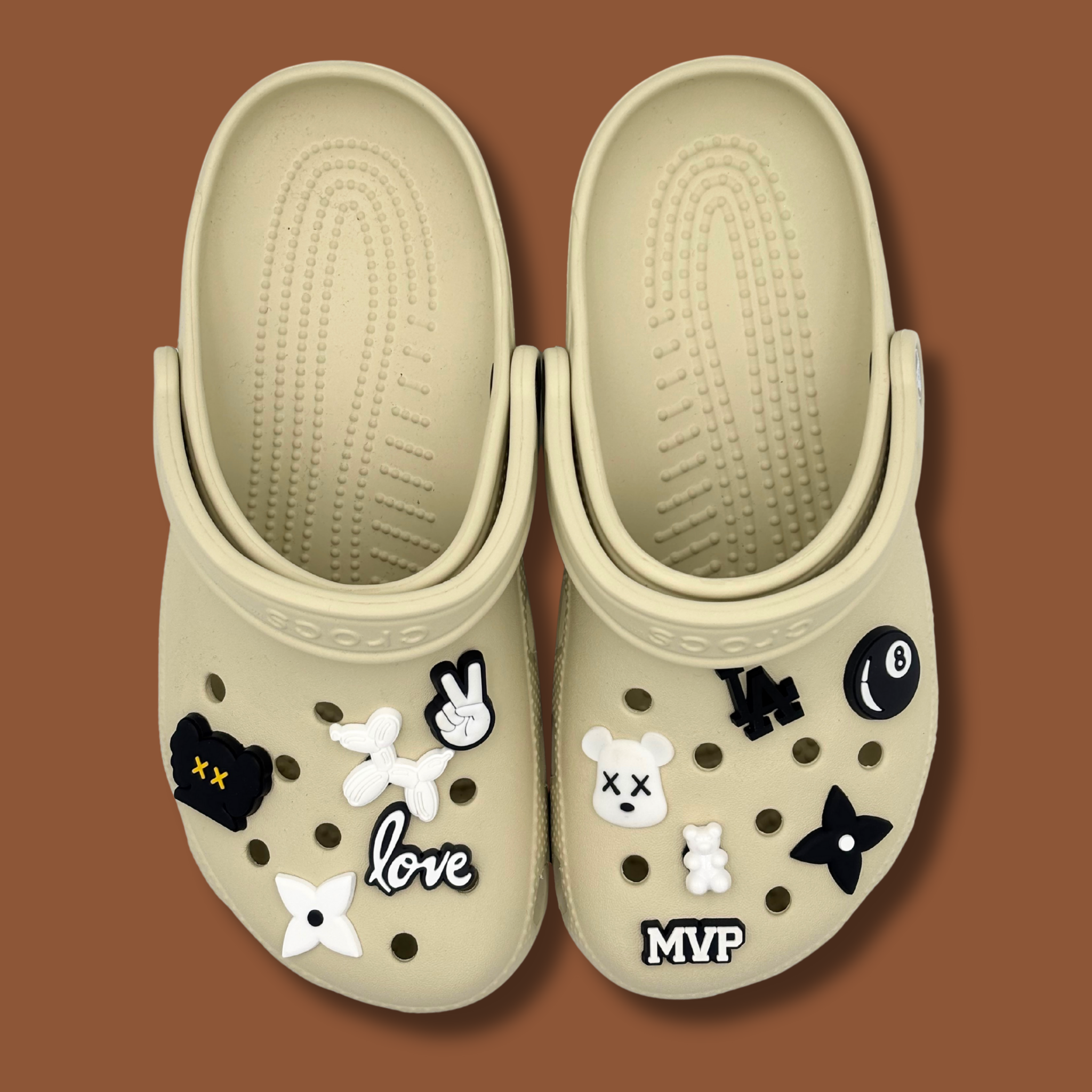 Clogs Black & White