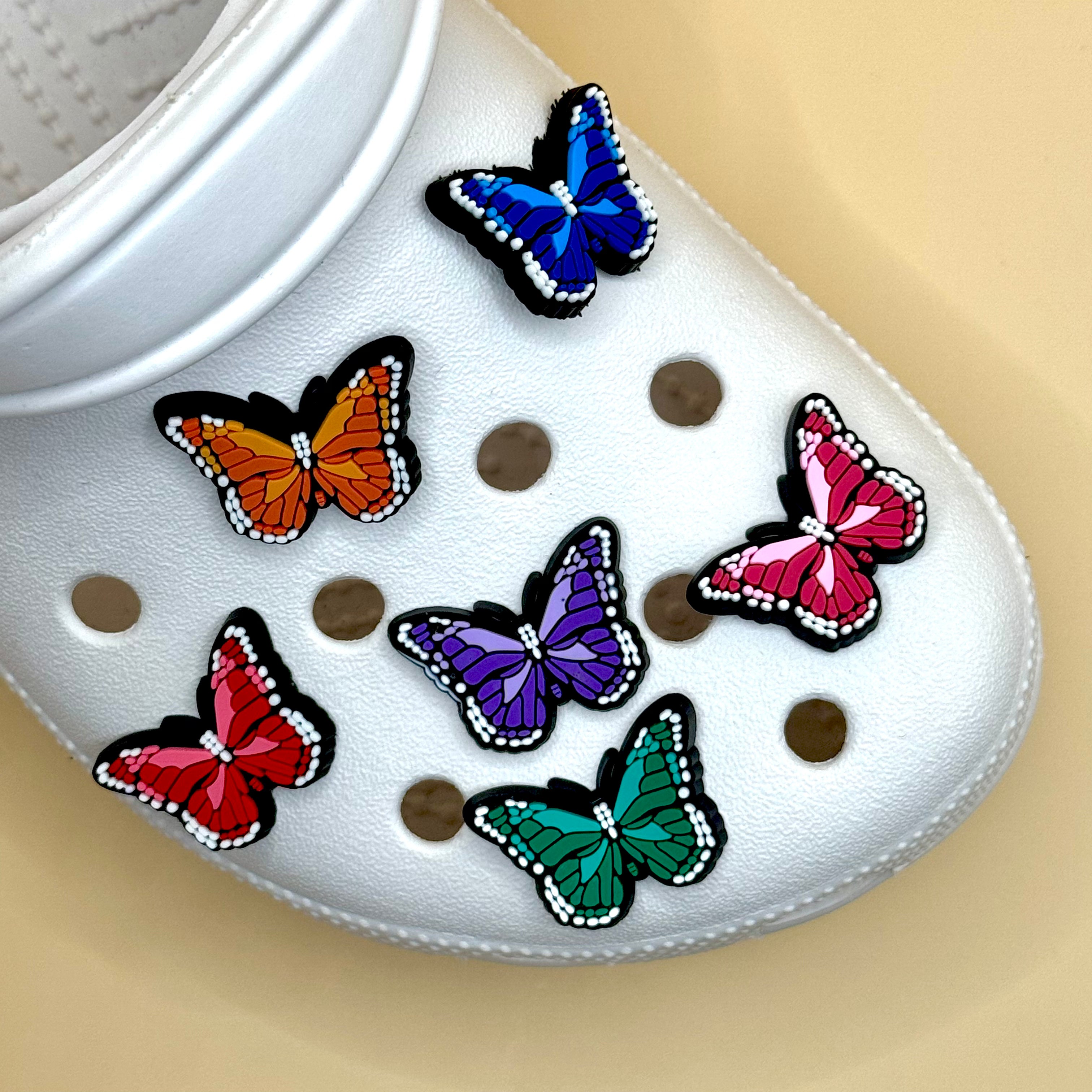 Pin's pour Crocs - Papillons