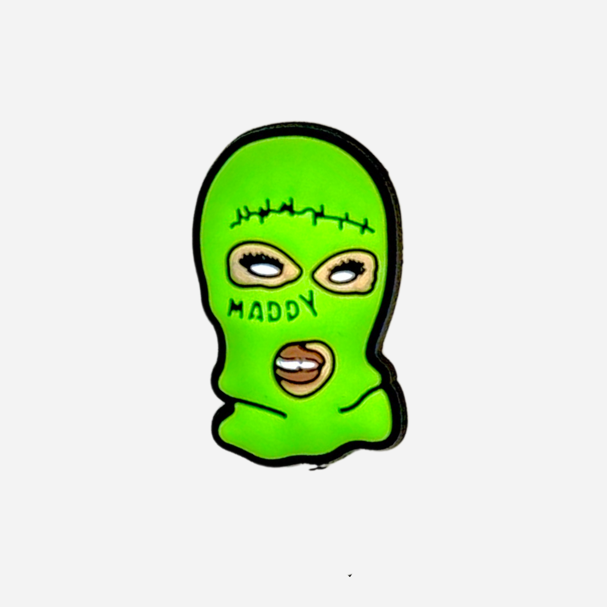 pins femme cagoulé
