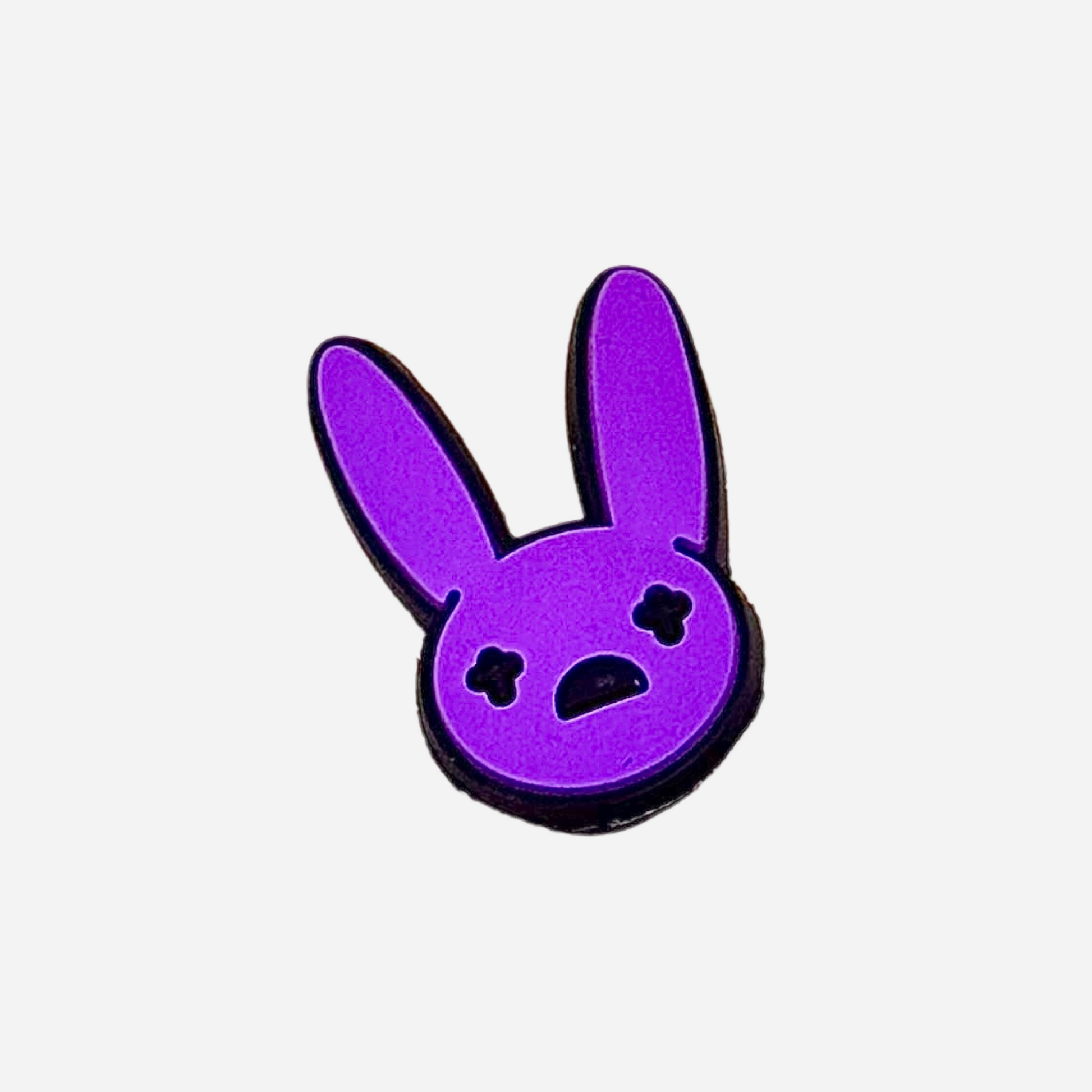 pins lapin violet